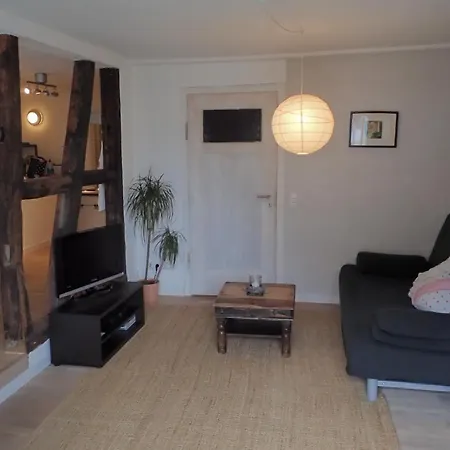 公寓 Am Platz Holzmaden